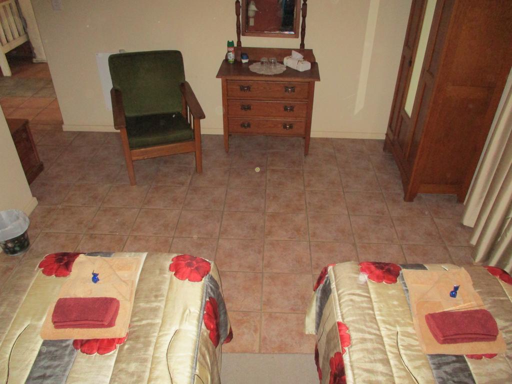 Van Rhyn Guest House Vanrhynsdorp Dış mekan fotoğraf