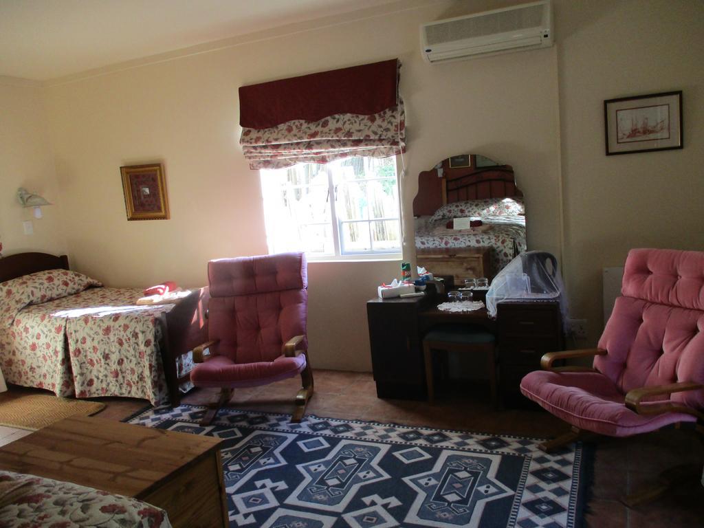 Van Rhyn Guest House Vanrhynsdorp Dış mekan fotoğraf
